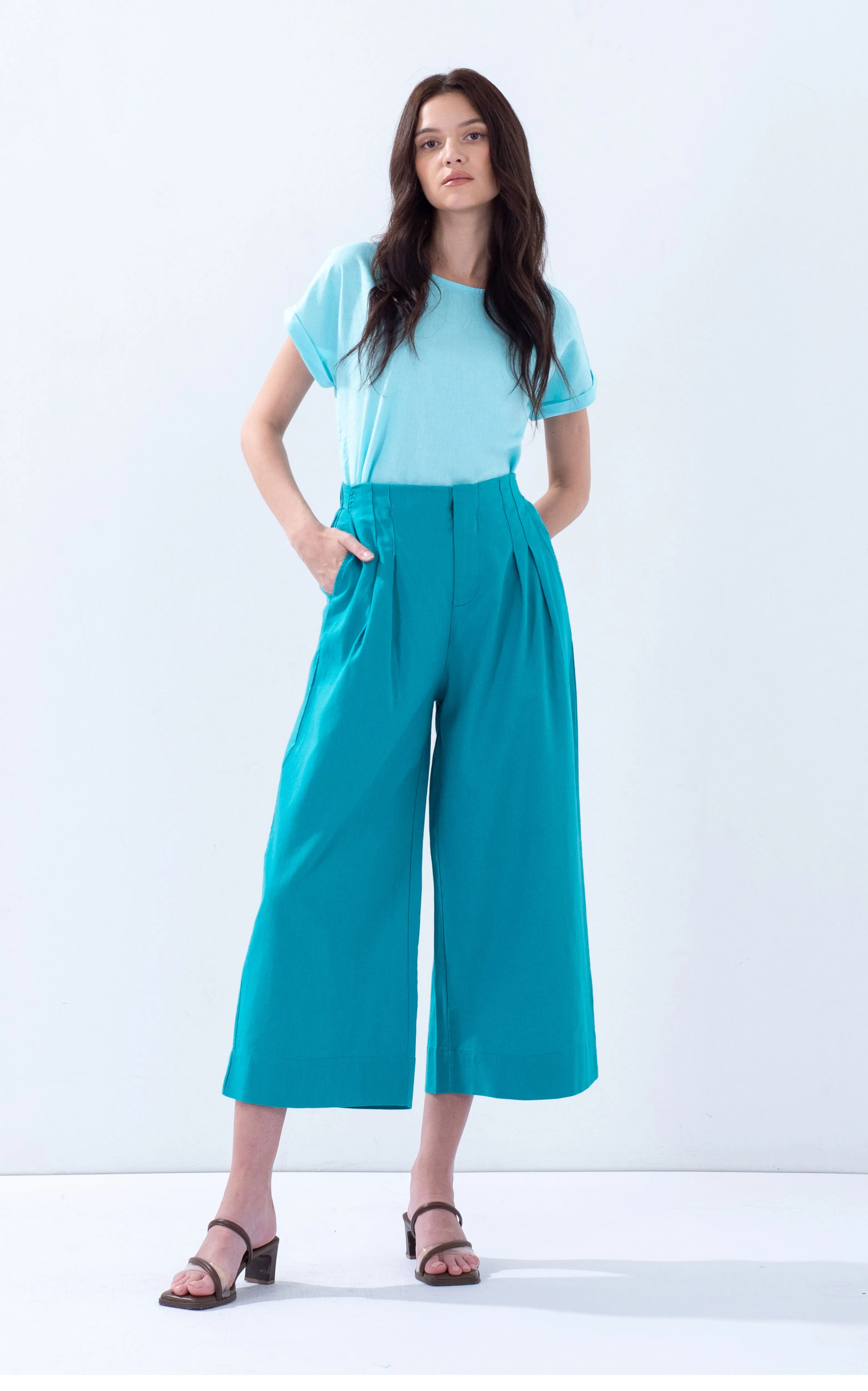 High-Waisted Linen Pants