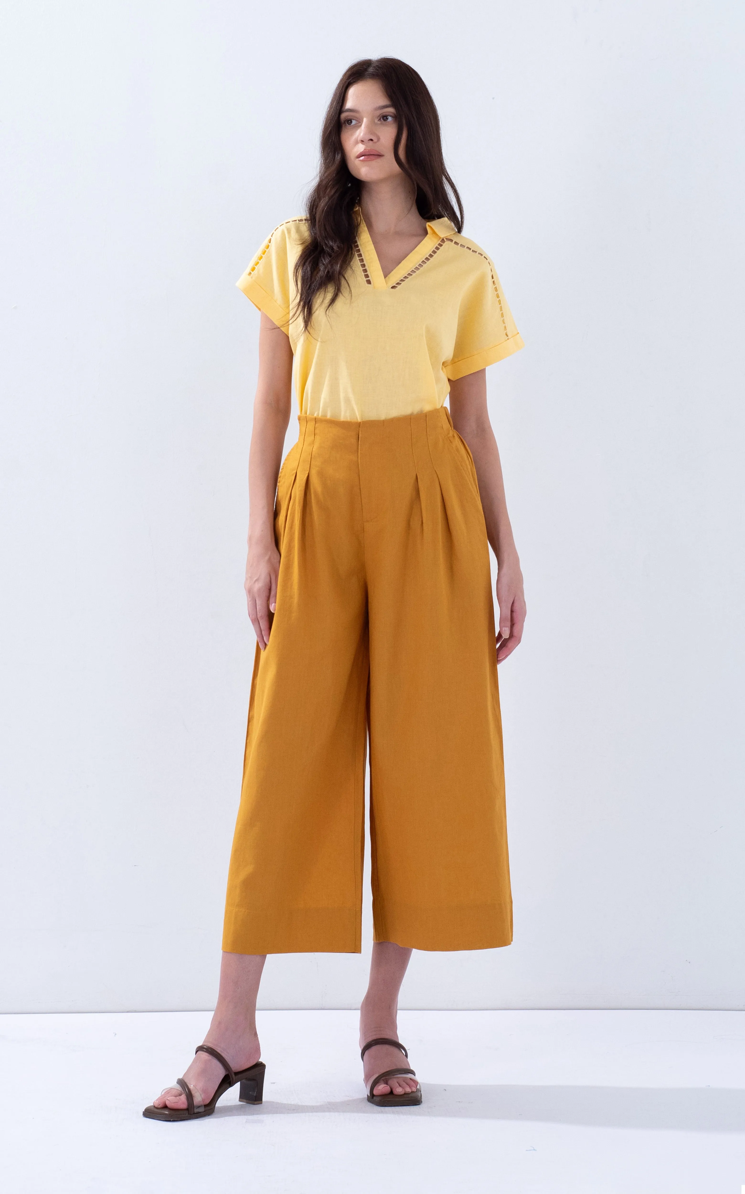High-Waisted Linen Pants
