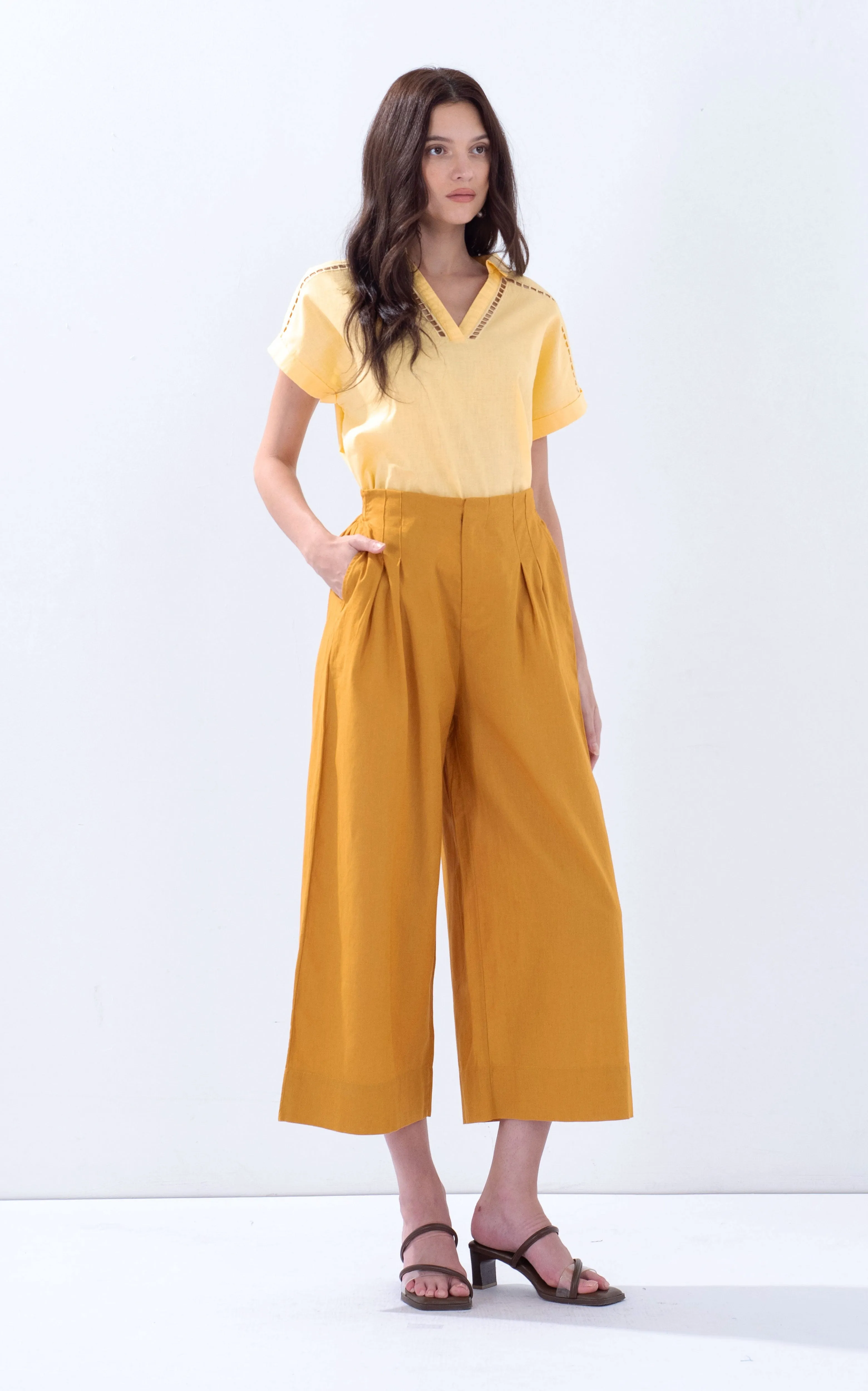 High-Waisted Linen Pants