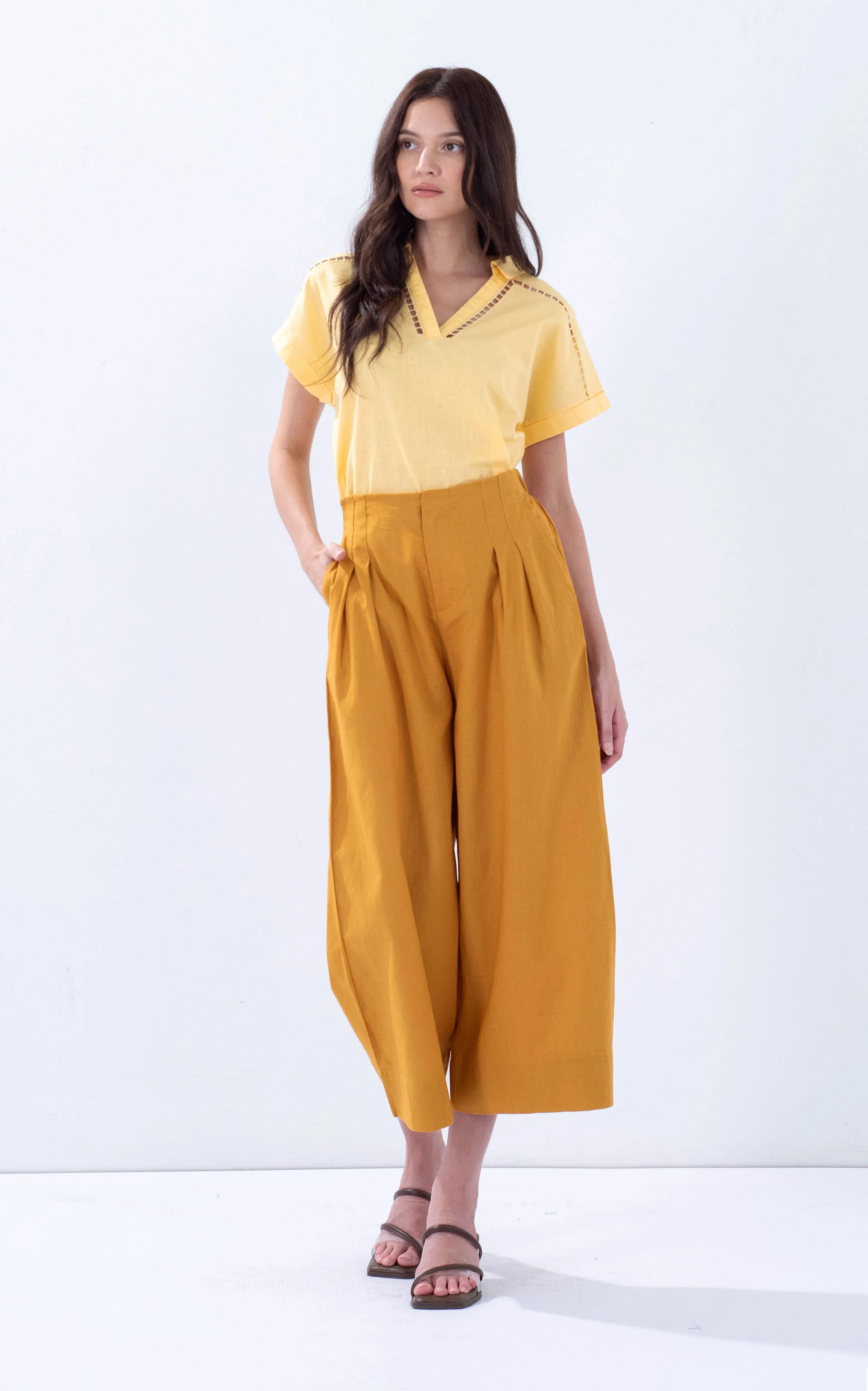 High-Waisted Linen Pants