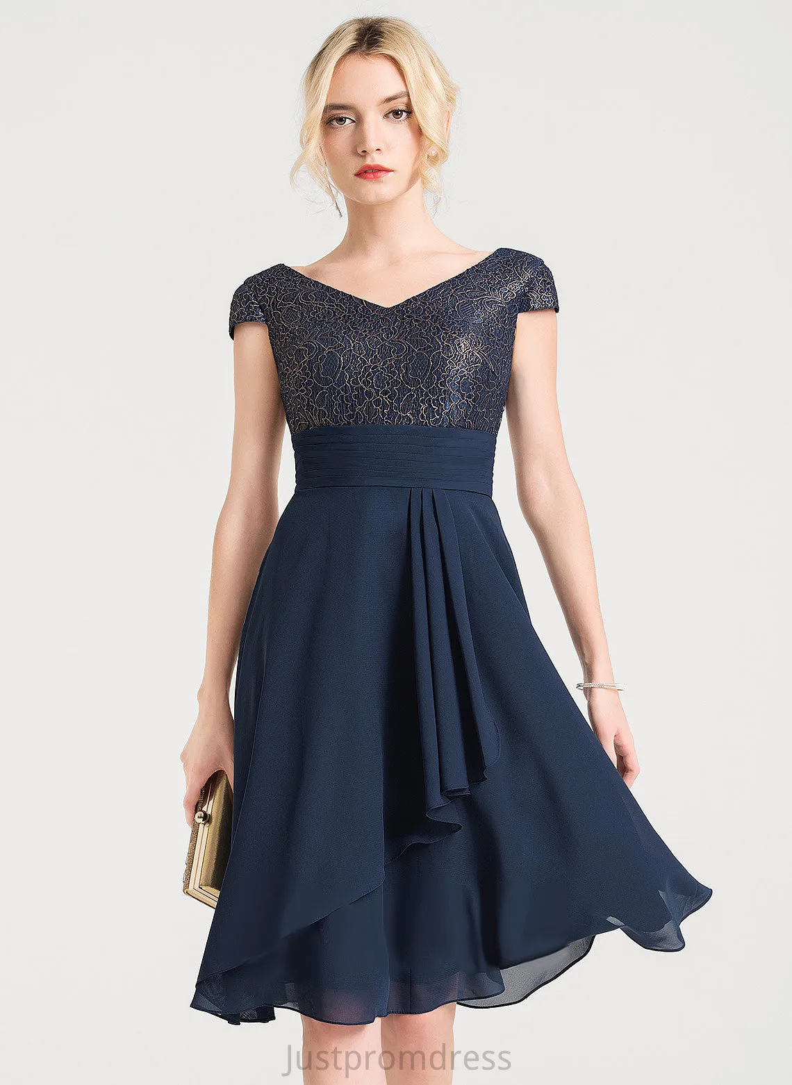 Knee-Length Chana Ruffles Cascading Cocktail Dresses Cocktail A-Line With Chiffon Lace V-neck Dress