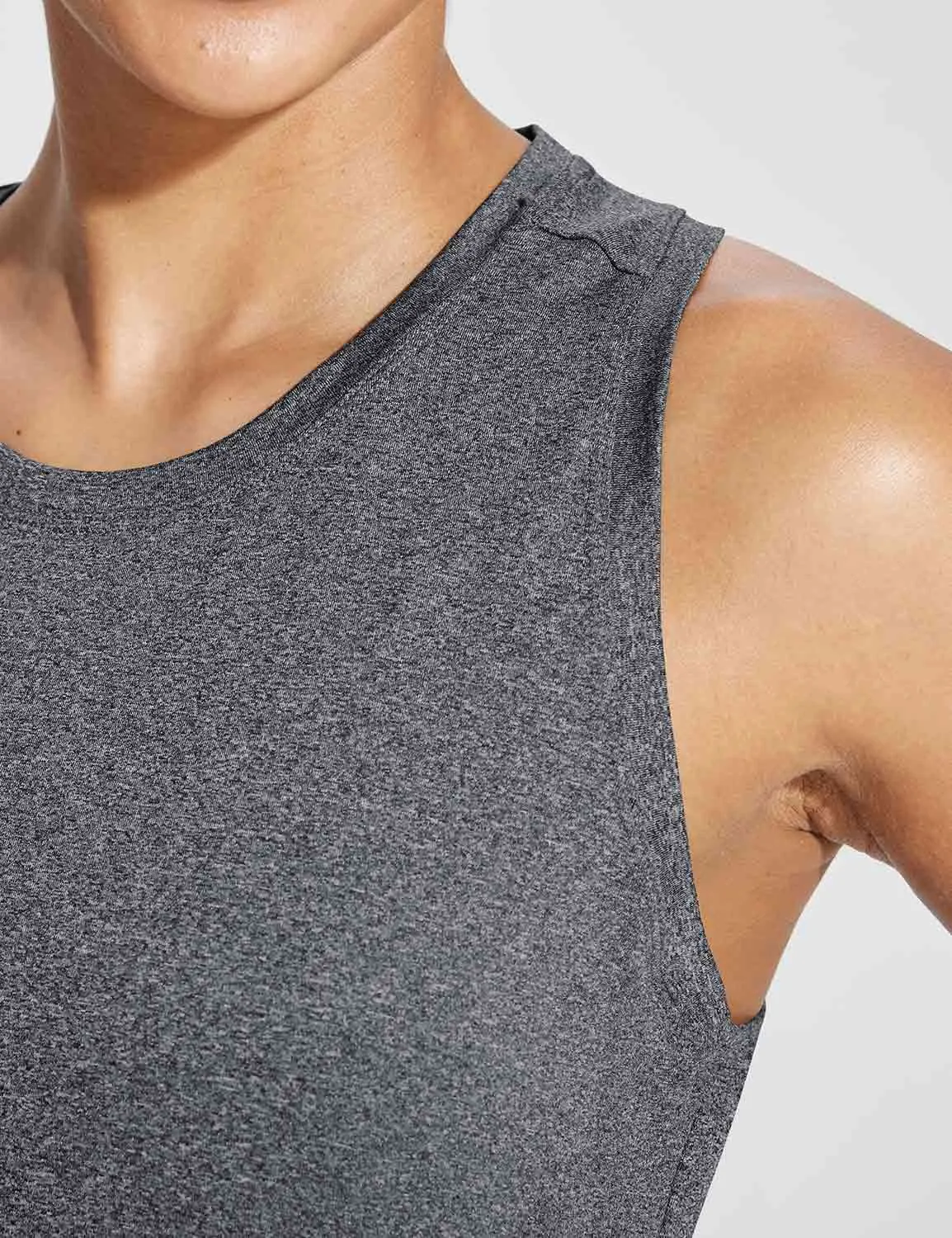 Laureate Neck-Length Tank Top