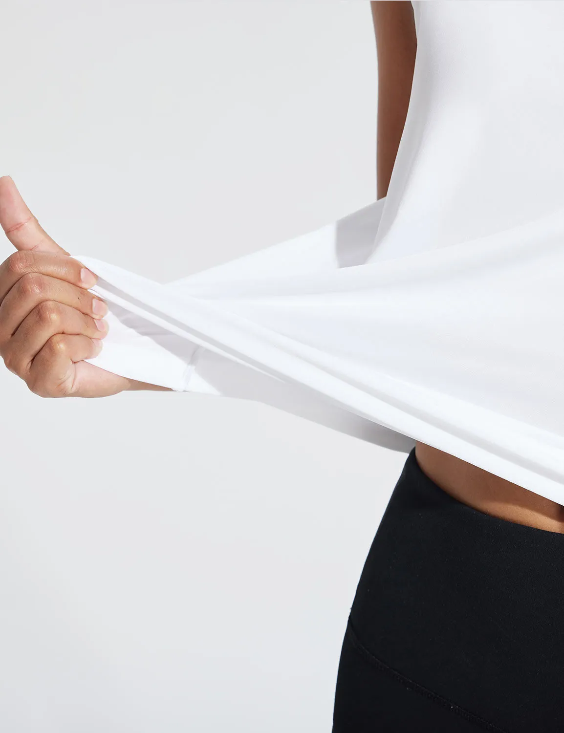 Laureate Neck-Length Tank Top