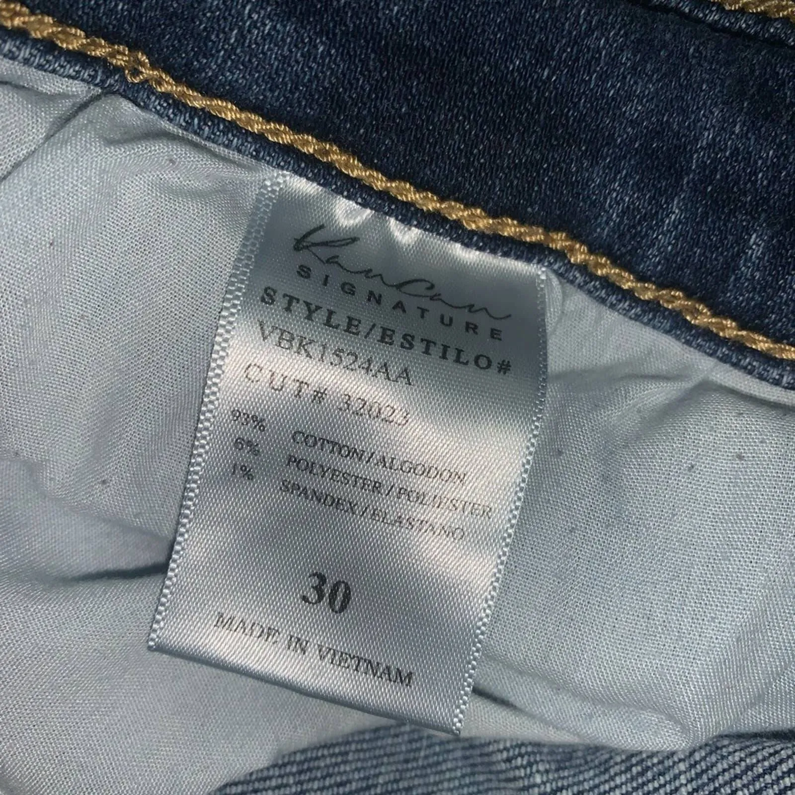 Sz 30 Kancan Signature Kurvy Ultra High Rise Ankle Jean